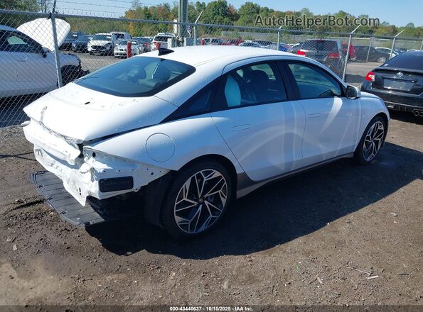 KMHM34AAXPA049245 2023 HYUNDAI IONIQ 6 Белый Задняя правая четверть