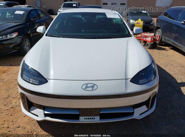 KMHM34AC8RA081406 2024 HYUNDAI IONIQ 6 White ხელსაწყოთა პანელის ხედი