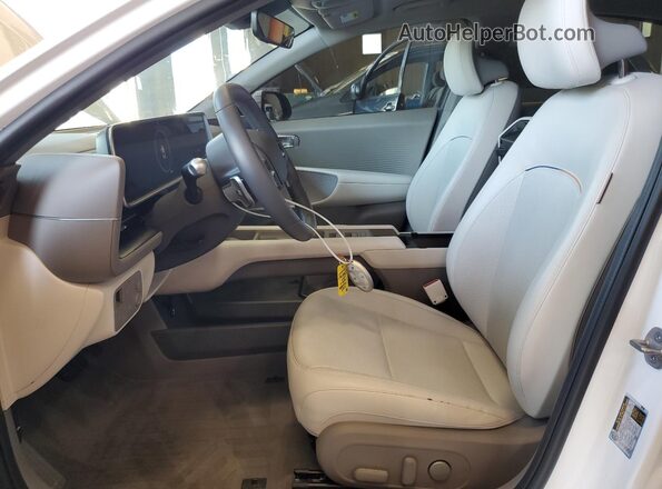 KMHM34ACXPA053295 2023 HYUNDAI IONIQ Белый Вид салона спереди