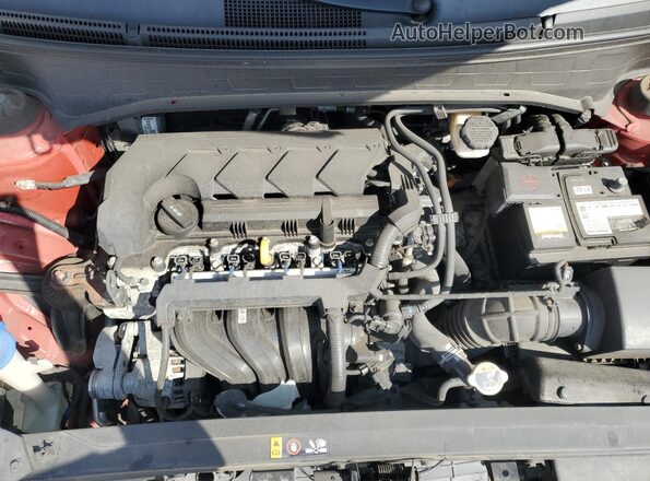 KMHRB8A32MU069811 2021 HYUNDAI VENUE Red Շարժիչի բաժամունքի տեսք