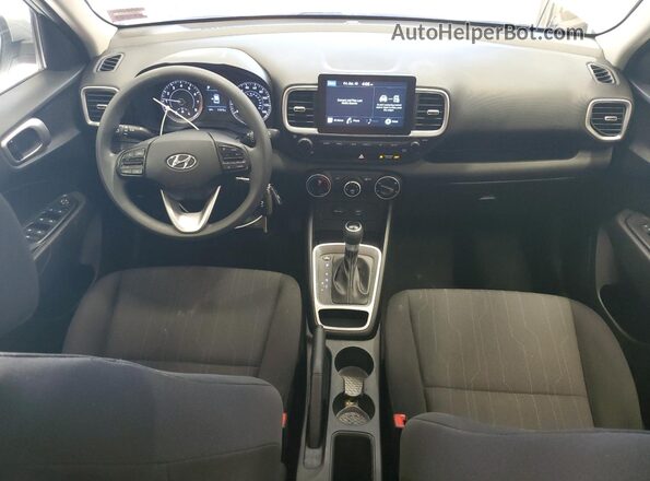 KMHRB8A32MU077293 2021 HYUNDAI VENUE Silver Widok deski rozdzielczej