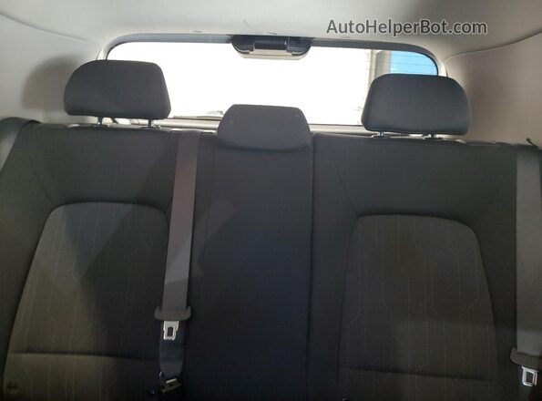 KMHRB8A32MU077293 2021 HYUNDAI VENUE Silver Widok tylnych siedzeń