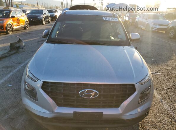 KMHRB8A35LU032010 2020 HYUNDAI VENUE Silver Вид спереду