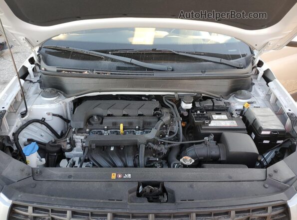 KMHRB8A35LU032010 2020 HYUNDAI VENUE Silver Вид задньої частини салону