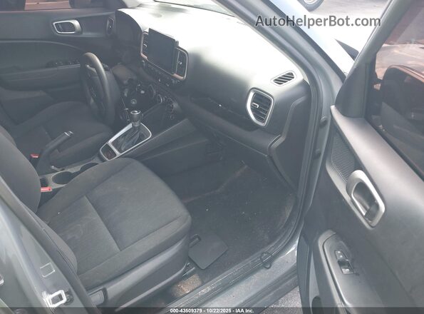 KMHRB8A38MU066413 2021 HYUNDAI VENUE Gray Вид салону спереду