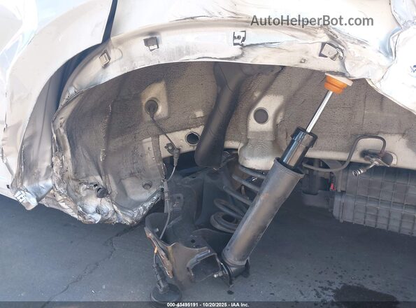 KMHRC8A30MU118517 2021 HYUNDAI VENUE Silver 