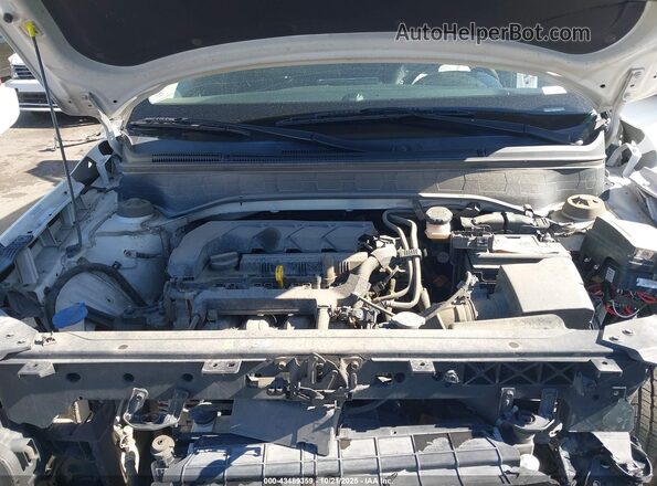 KMHRC8A31LU030381 2020 HYUNDAI VENUE White Вид ззаду