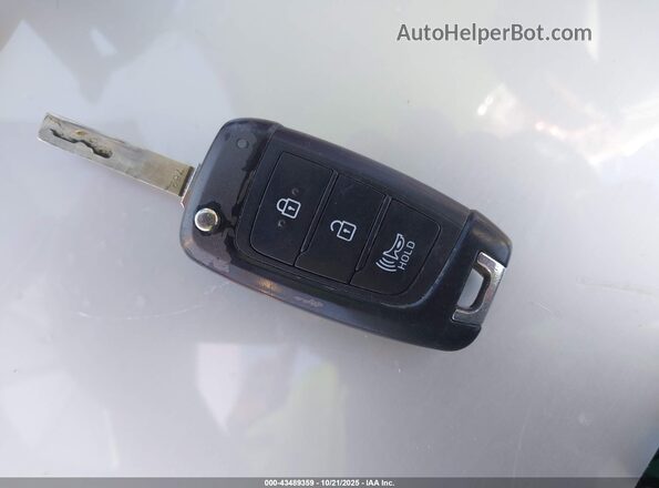 KMHRC8A31LU030381 2020 HYUNDAI VENUE White Вид панелі приладів