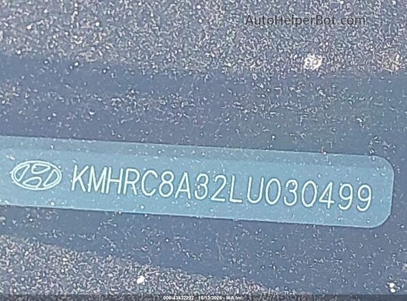 KMHRC8A32LU030499 2020 HYUNDAI VENUE Black 