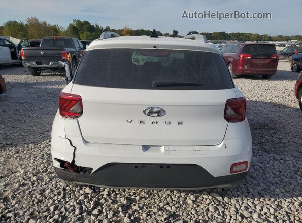 KMHRC8A32MU083592 2021 HYUNDAI VENUE White Rear view