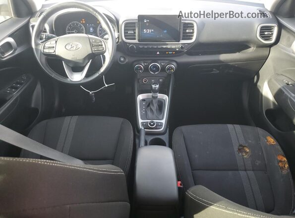 KMHRC8A32MU083592 2021 HYUNDAI VENUE White Dashboard view