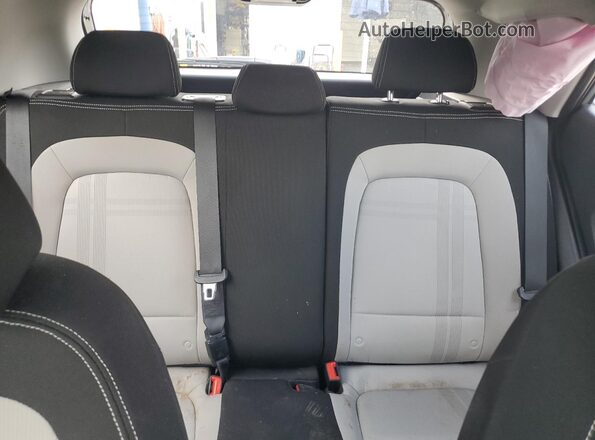 KMHRC8A33MU084914 2021 HYUNDAI VENUE Gray Rear seats view
