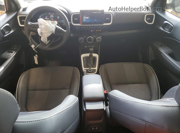 KMHRC8A33SU409381 2025 HYUNDAI VENUE Green Widok deski rozdzielczej