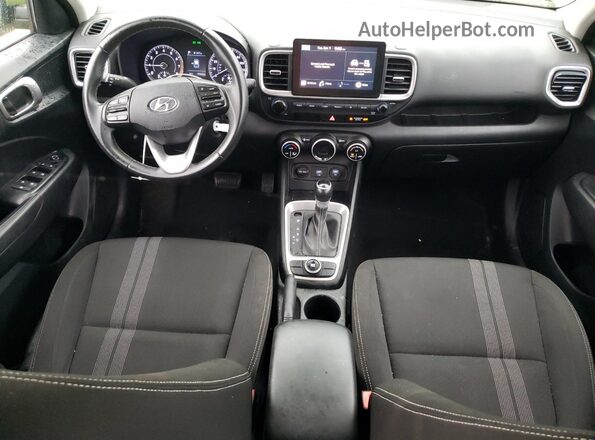 KMHRC8A34MU100828 2021 HYUNDAI VENUE Green Dashboard view