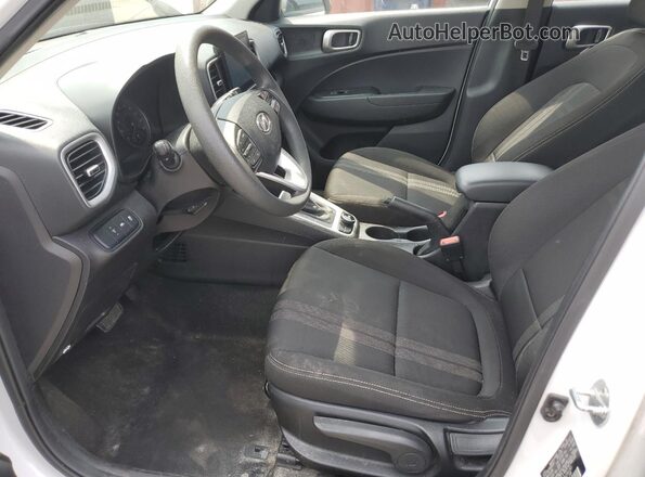 KMHRC8A36LU041361 2020 HYUNDAI VENUE White Widok wnętrza z przodu