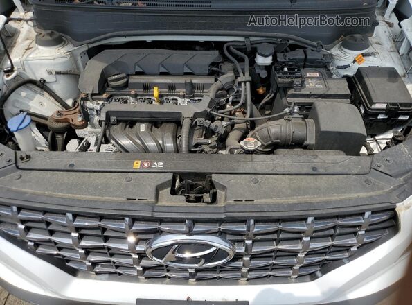 KMHRC8A36LU041361 2020 HYUNDAI VENUE White Widok wnętrza z tyłu