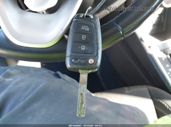 KMHRC8A37LU014220 2020 HYUNDAI VENUE Gray 