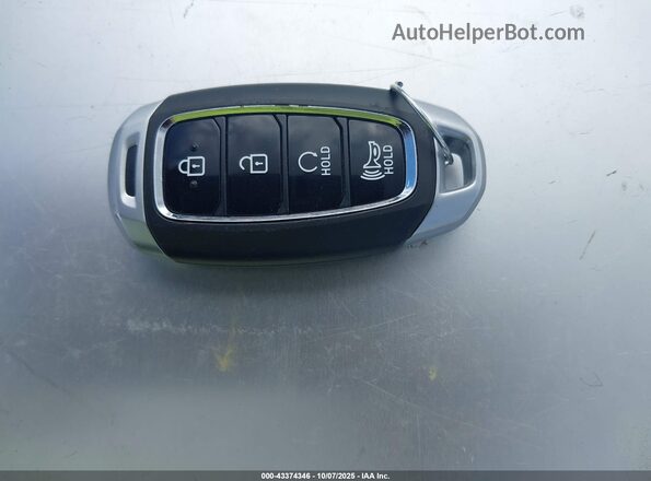 KMHRC8A37MU098573 2021 HYUNDAI VENUE Blue Widok deski rozdzielczej