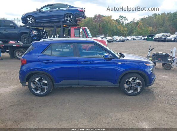 KMHRC8A37MU098573 2021 HYUNDAI VENUE Blue Widok wnętrza z tyłu