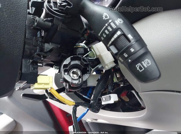 KMHRC8A37MU099772 2021 HYUNDAI VENUE Красный 