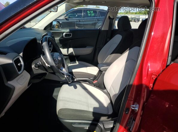 KMHRC8A37MU120958 2021 HYUNDAI VENUE Red Vista interior delantera