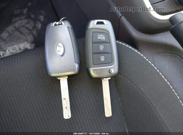 KMHRC8A37NU162841 2022 HYUNDAI VENUE Черный Вид панели приборов