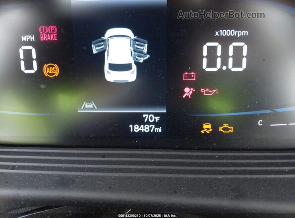 KMHRC8A37RU289336 2024 HYUNDAI VENUE Red 