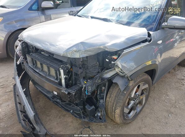 KMHRC8A38MU064089 2021 HYUNDAI VENUE Gray Front view