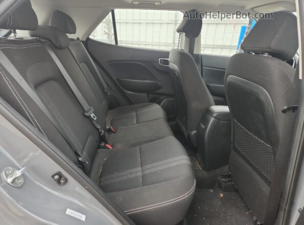 KMHRC8A39LU020004 2020 HYUNDAI VENUE Gray Rear interior view