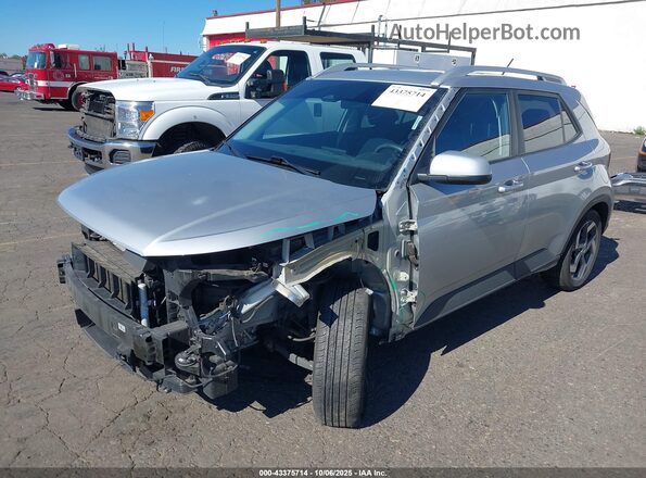 KMHRC8A39PU222458 2023 HYUNDAI VENUE Silver Przód lewy