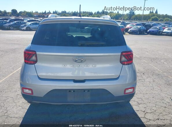 KMHRC8A39PU222458 2023 HYUNDAI VENUE Silver 