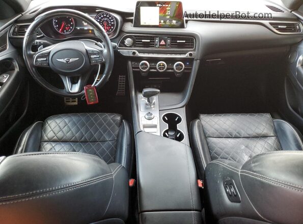 KMTG44LA2LU053229 2020 GENESIS G70 Синий Вид панели приборов
