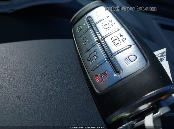 KMUHCESCXNU089166 2022 GENESIS GV80 White Вид панелі приладів