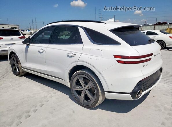 KMUMADTB2PU107361 2023 GENESIS GV70 White 
