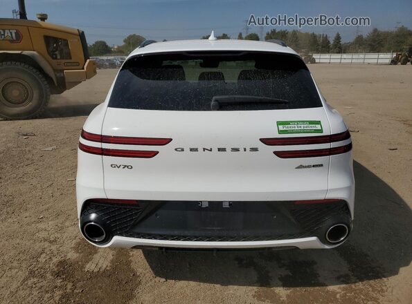 KMUMCDTC4PU100642 2023 GENESIS GV70 Белый Вид сзади