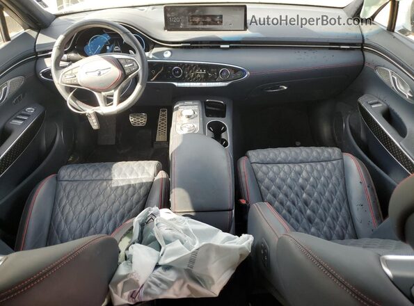 KMUMCDTC4PU100642 2023 GENESIS GV70 Белый Вид панели приборов