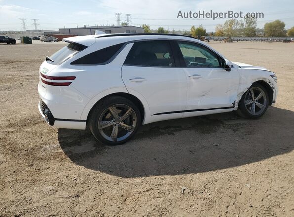 KMUMCDTC4PU100642 2023 GENESIS GV70 Белый Задняя правая четверть