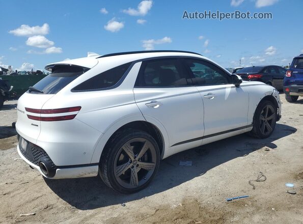 KMUMCDTC6PU137398 2023 GENESIS GV70 White 