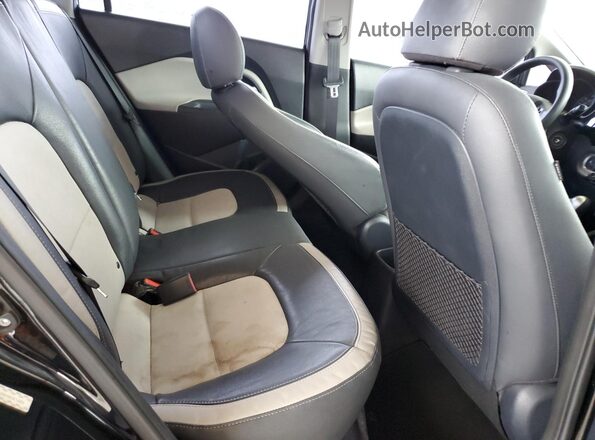 KNADM4A39H6061469 2017 KIA RIO Black 