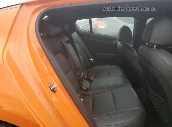 KNAE35LCXK6069372 2019 KIA STINGER Оранжевый Вид задних сидений