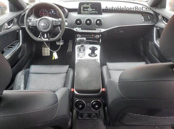 KNAE35LCXK6069372 2019 KIA STINGER Оранжевый Вид панели приборов