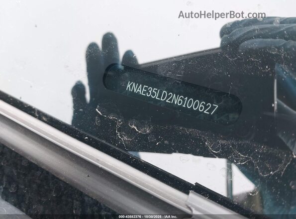 KNAE35LD2N6100627 2022 KIA STINGER Green Widok komory silnika