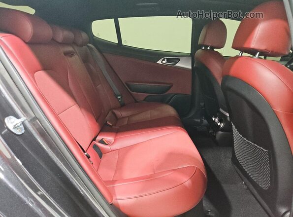 KNAE45LC8N6104203 2022 KIA STINGER Gray Widok tylnych siedzeń