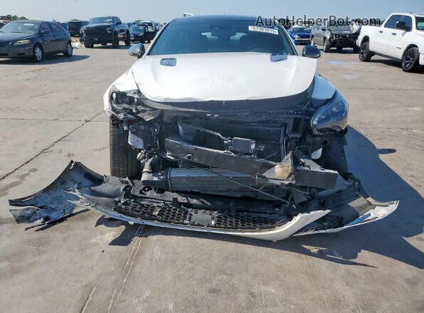 KNAE55LC3J6018031 2018 KIA STINGER White 