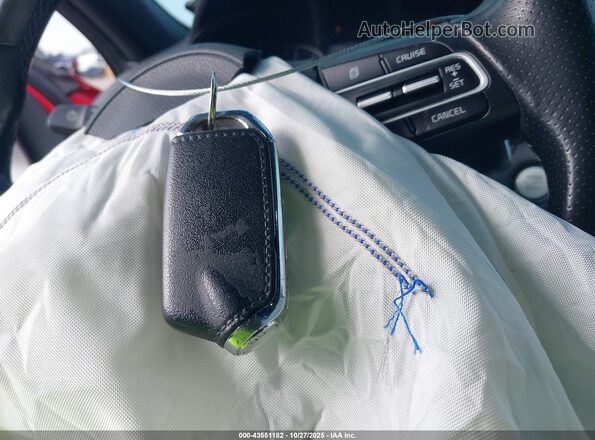 KNAE55LC4J6017678 2018 KIA STINGER Red Dashboard view
