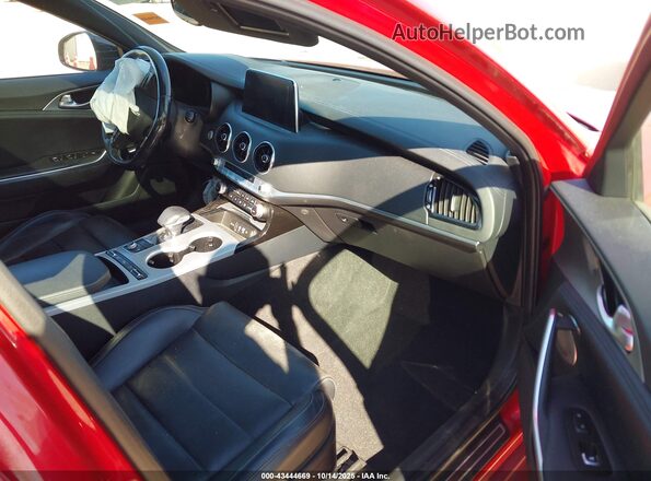 KNAE55LC8J6013228 2018 KIA STINGER Red 