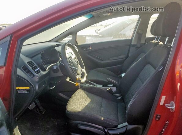 KNAFK4A6XG5439103 2016 KIA FORTE Красный Вид салона спереди
