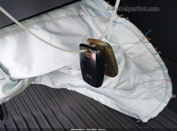 KNAGU4LE3H5011071 2017 KIA OPTIMA HYBRID White Առջևի վահանակի տեսք