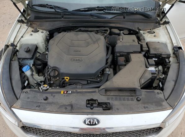 KNALC4J11H5056138 2017 KIA CADENZA White Vista interior trasera