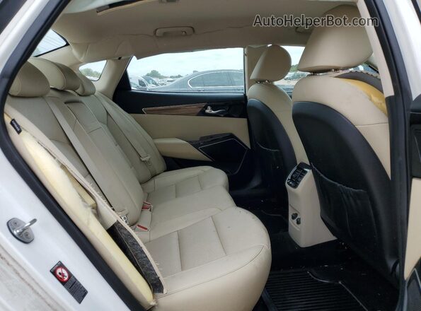 KNALC4J11H5056138 2017 KIA CADENZA White Vista de los asientos traseros